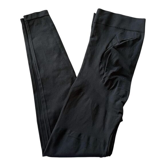 BLANQI Black Maternity Leggings - Picture 2 of 4